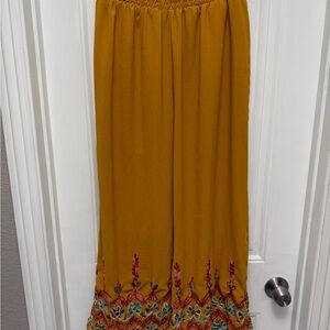 Liv Los Angeles Mustard Embroidered Wide Leg Pants Sz Large (8-4)